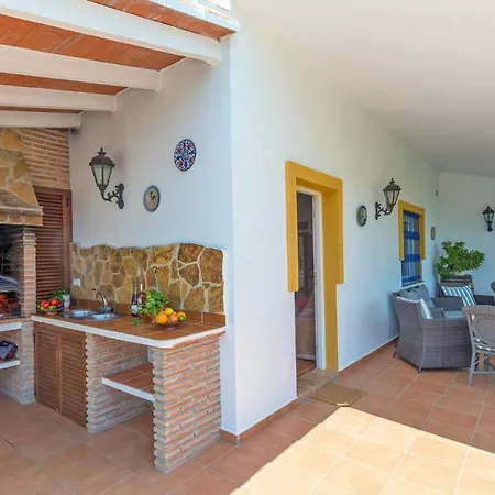 Villa Tesorillo By